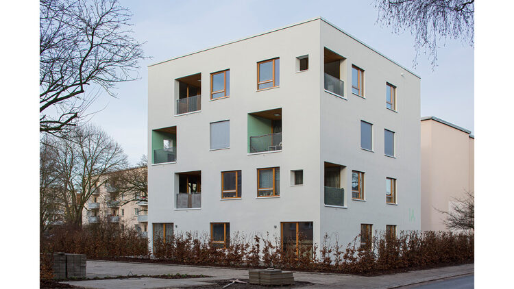 LIN © Nikolai Wolff, Fotoetage Wohngebäude am einer Straßenecke