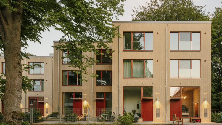 © Jakob Börner Neubau eines Mehrfamilienhauses im Grünen