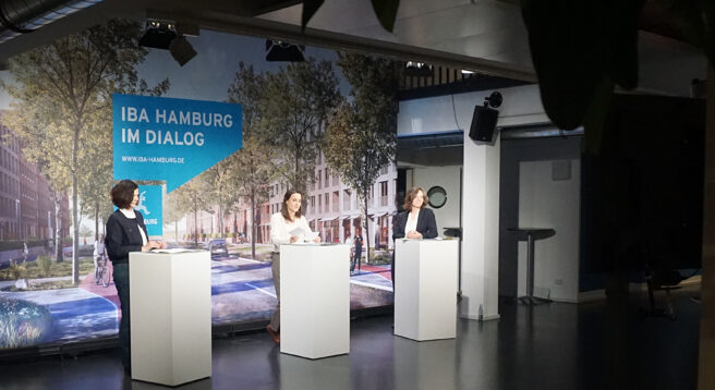 © IBA Hamburg GmbH / Friederike Schöl Rednerinnen beim Projektdialog Fischbeker Reethen und Fischbeker Heidbrook
