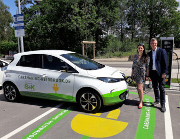 © IBA Hamburg GmbH / Stefan Laetsch Vorstellung eines Carsharing Stellplatze